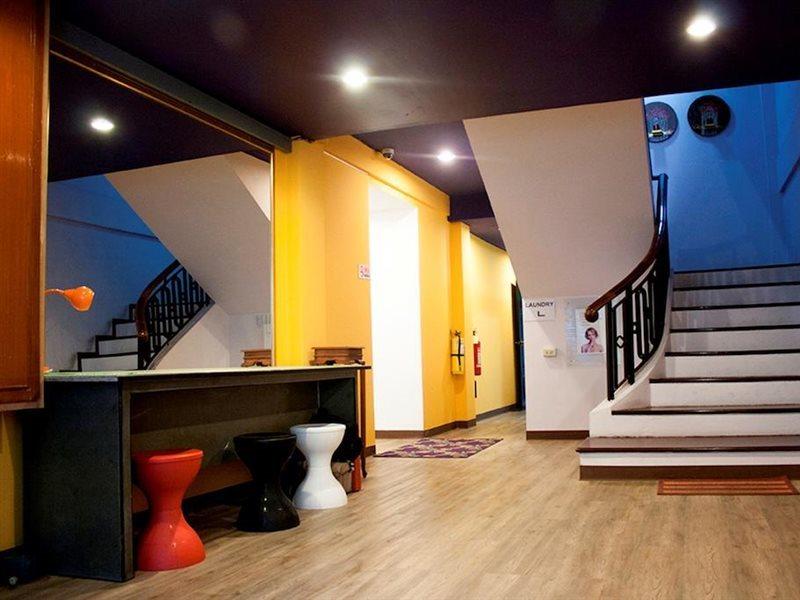 Justbeds Hotel Банкок Екстериор снимка