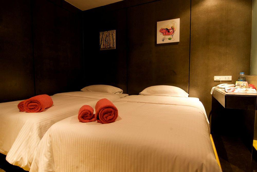 Justbeds Hotel Банкок Екстериор снимка