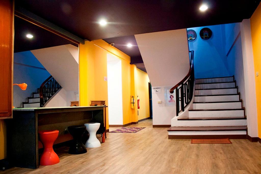 Justbeds Hotel Банкок Екстериор снимка