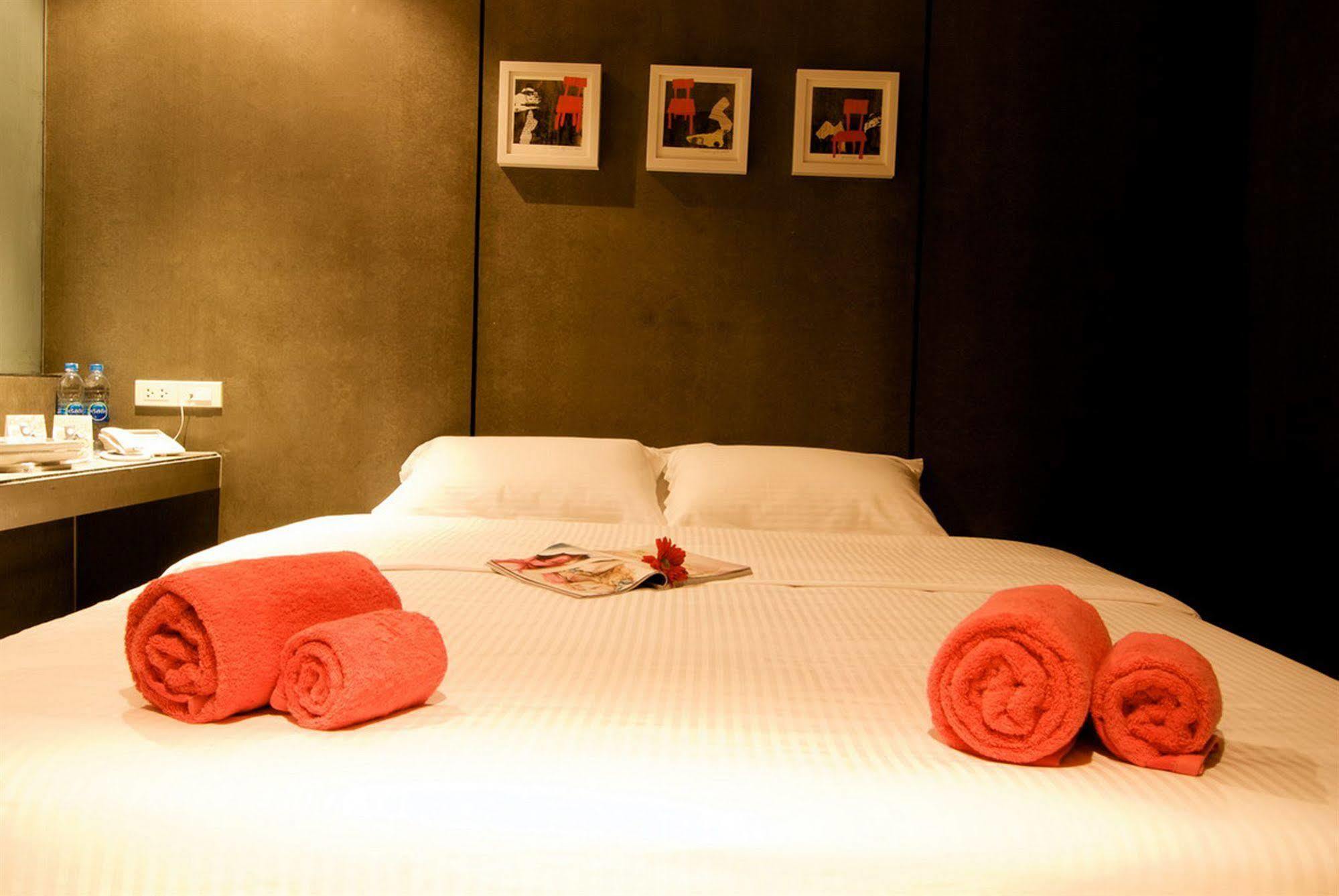 Justbeds Hotel Банкок Екстериор снимка